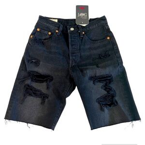 🐯NWT LEVIS 501 High Rise Distressed Black Denim Shorts
